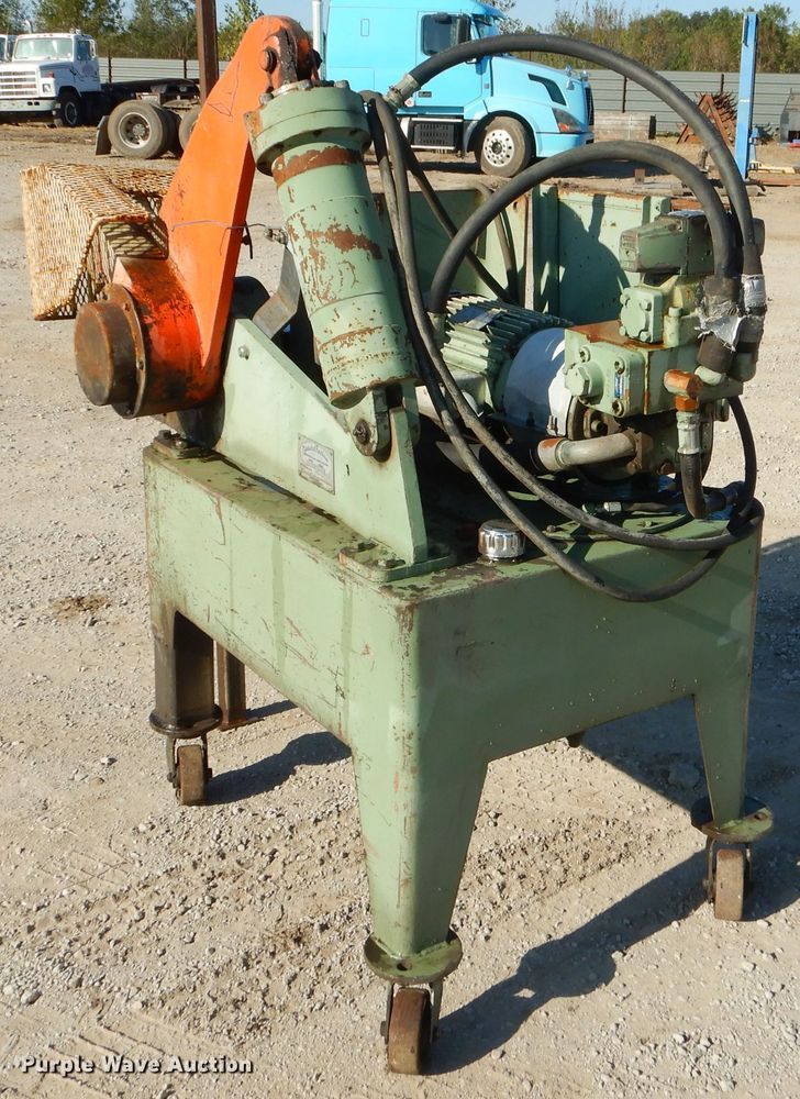 image for item EY9410 Constellation bar and metal shear