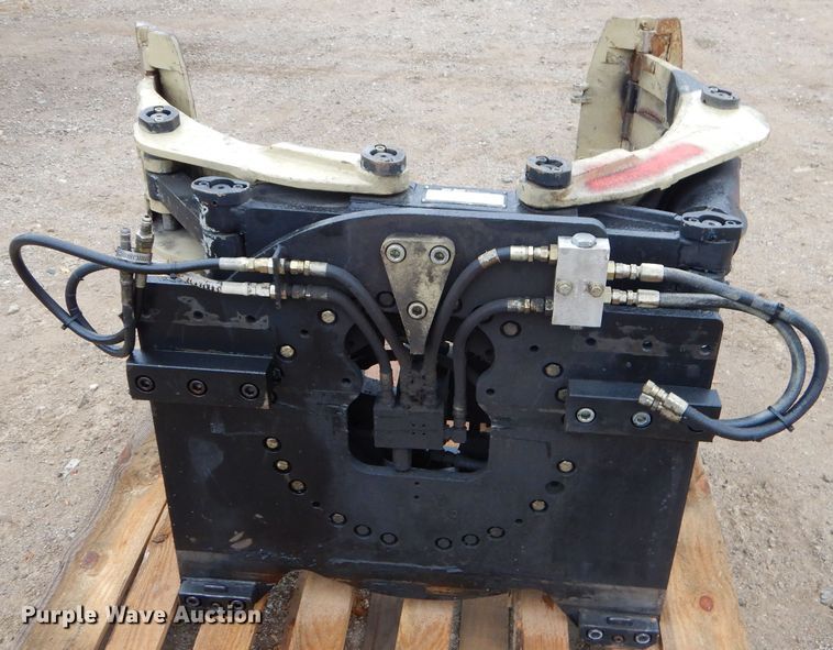 image for item EY9430 Barrel grapple attachment