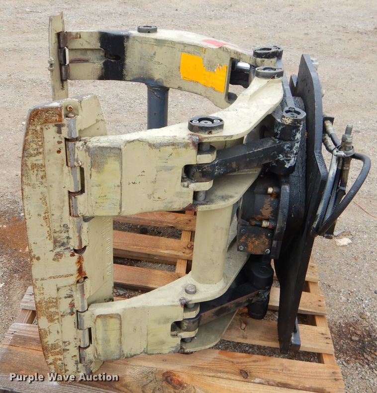 image for item EY9430 Barrel grapple attachment
