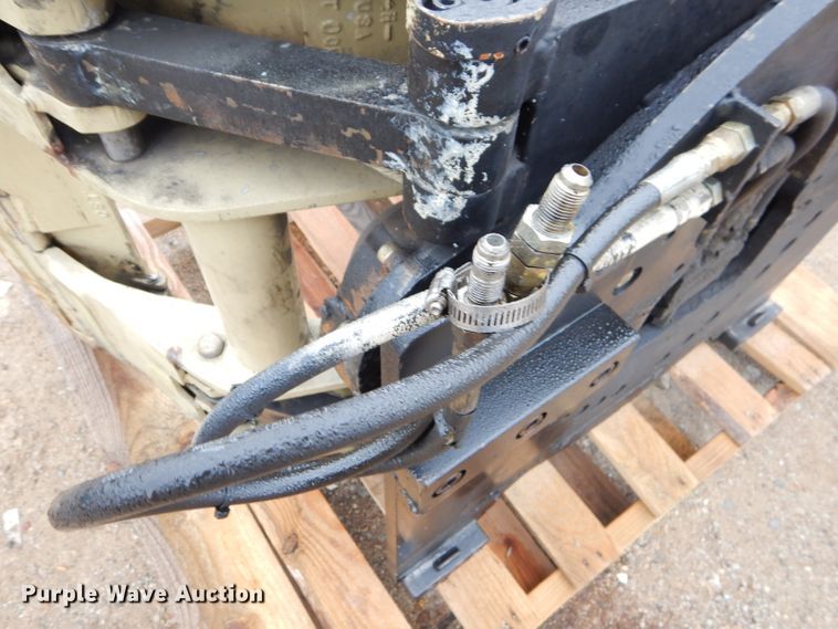 image for item EY9430 Barrel grapple attachment