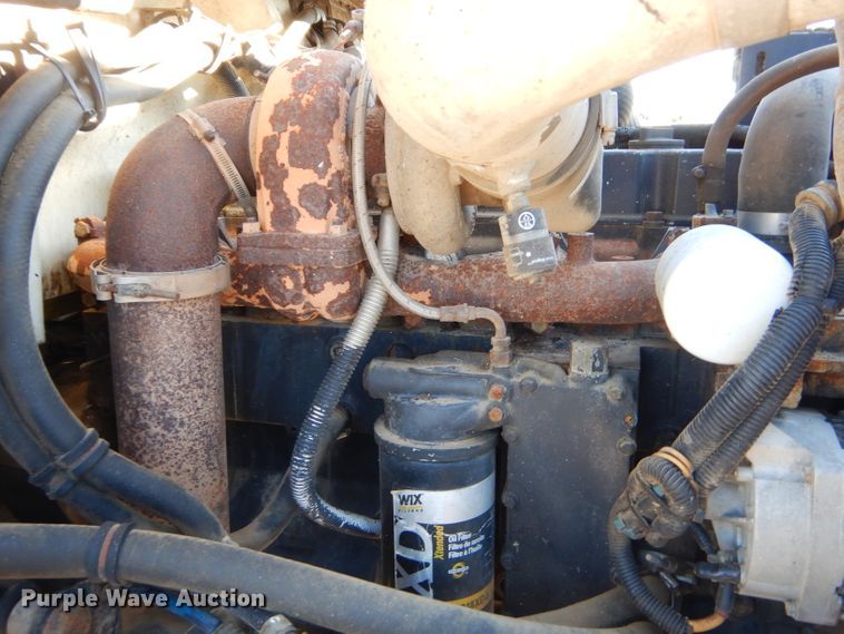 image for item EY9432 1997 Freightliner FL70 truck cab and chassis