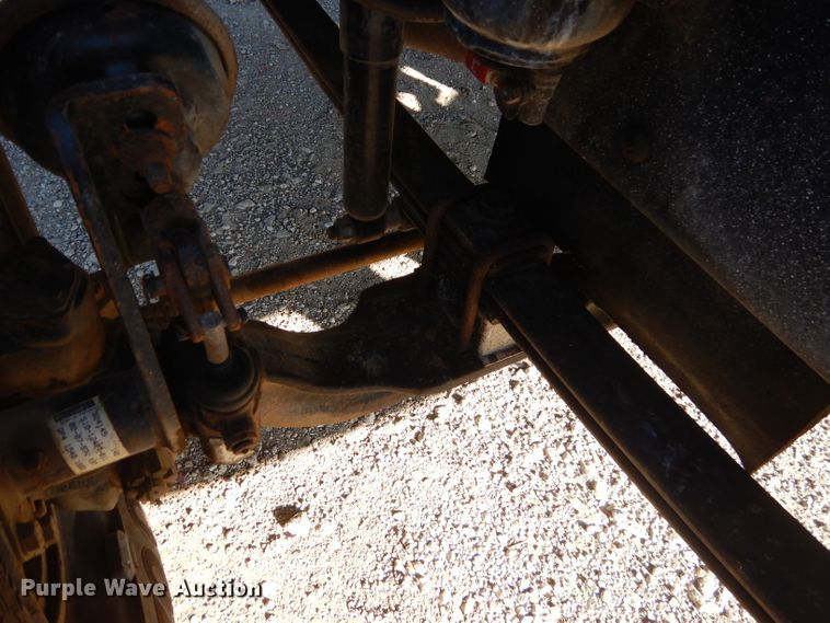 image for item EY9432 1997 Freightliner FL70 truck cab and chassis