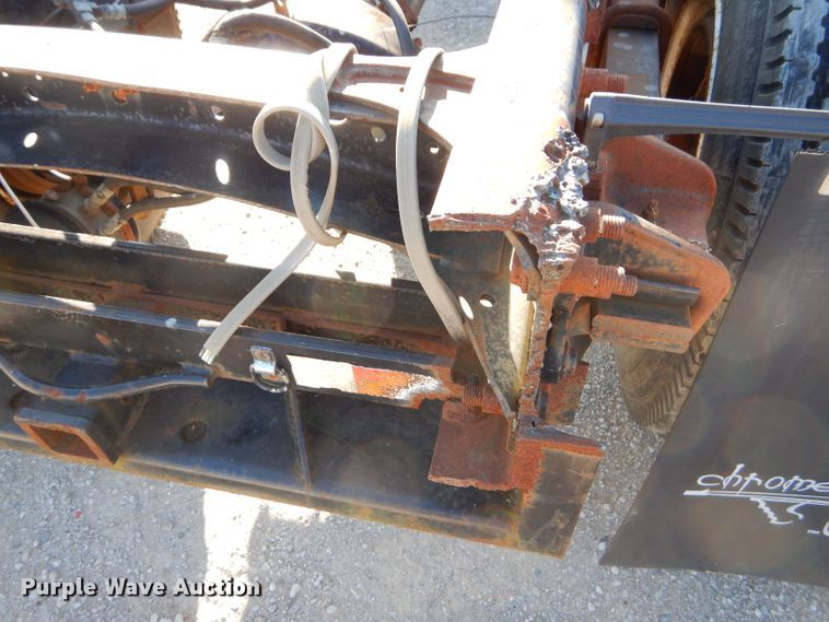 image for item EY9432 1997 Freightliner FL70 truck cab and chassis