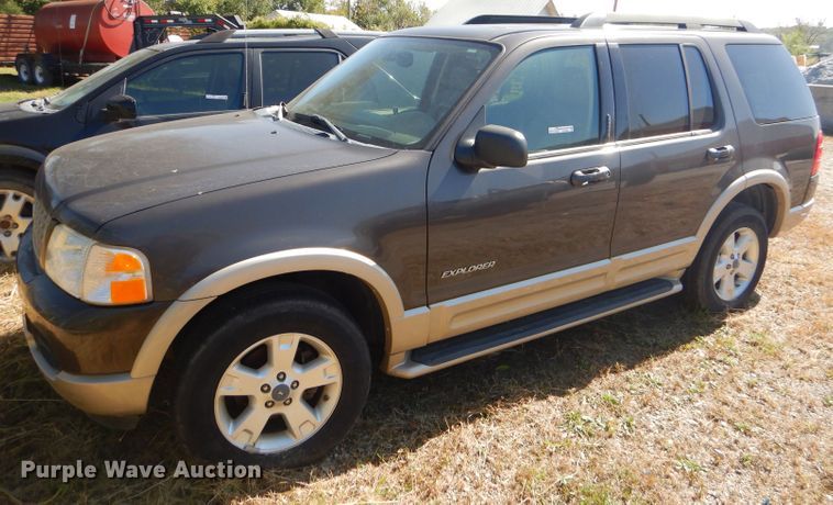 image for item EY9435 2005 Ford Explorer SUV