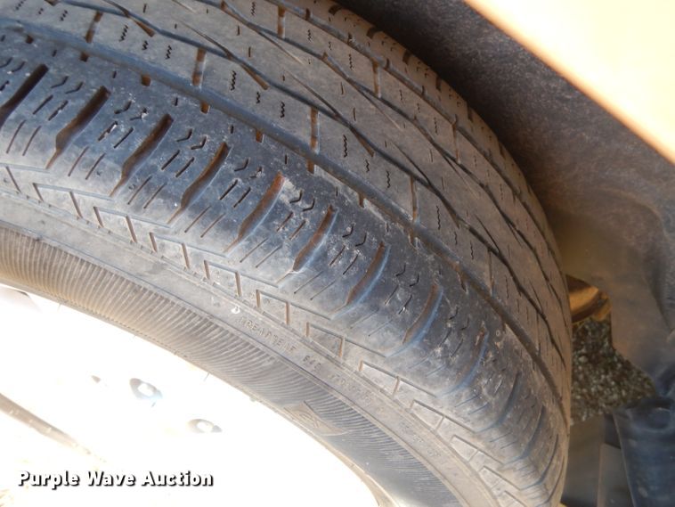 image for item EY9435 2005 Ford Explorer SUV