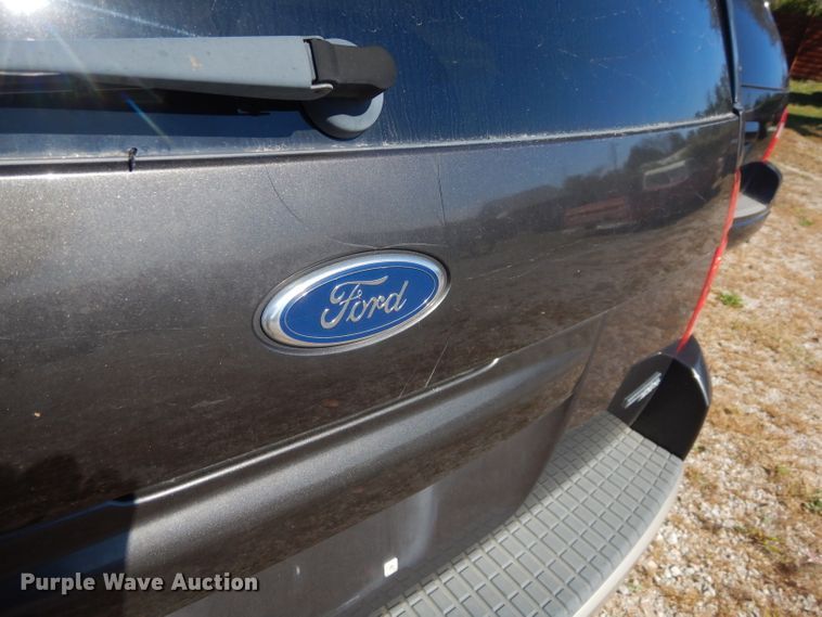 image for item EY9435 2005 Ford Explorer SUV