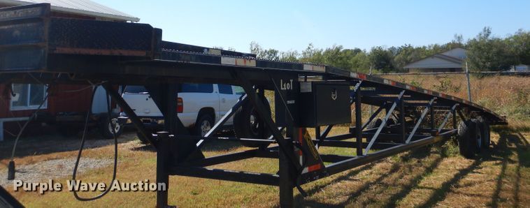 image for item EY9437 2004 Kaufman L10T equipment trailer