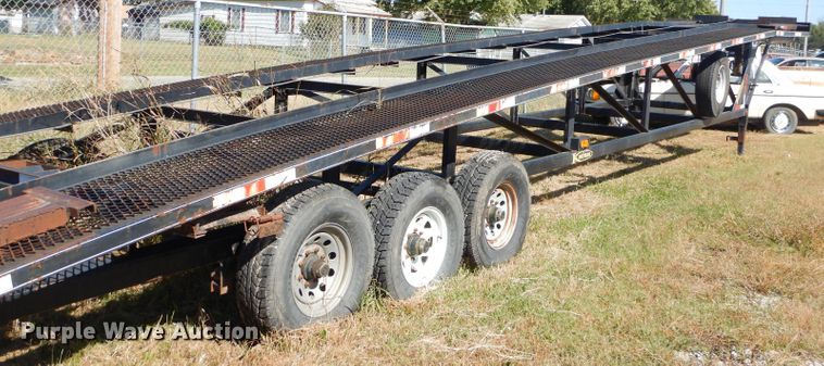 image for item EY9437 2004 Kaufman L10T equipment trailer