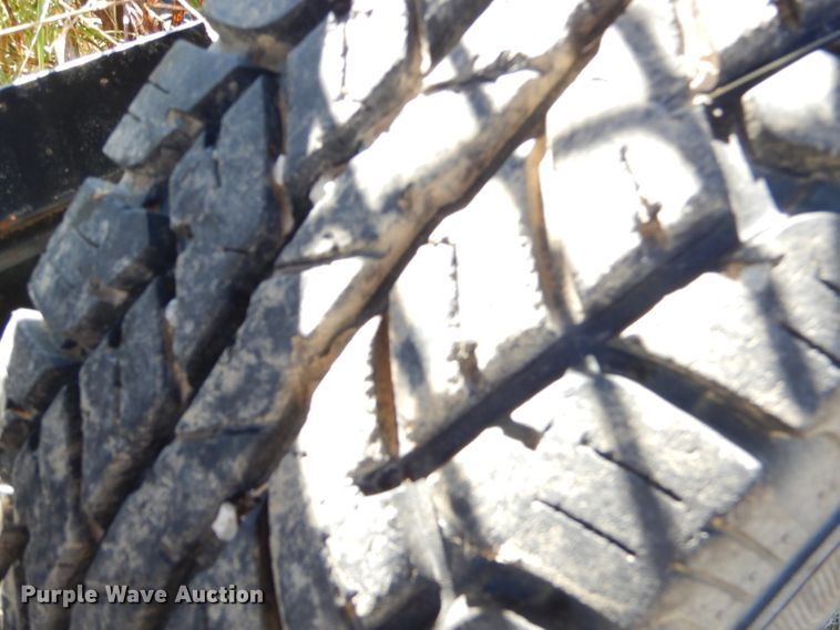 image for item EY9437 2004 Kaufman L10T equipment trailer