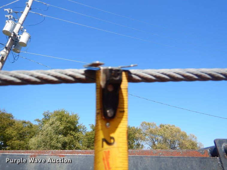 image for item EY9437 2004 Kaufman L10T equipment trailer