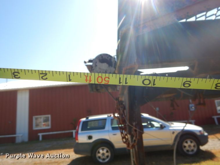 image for item EY9437 2004 Kaufman L10T equipment trailer