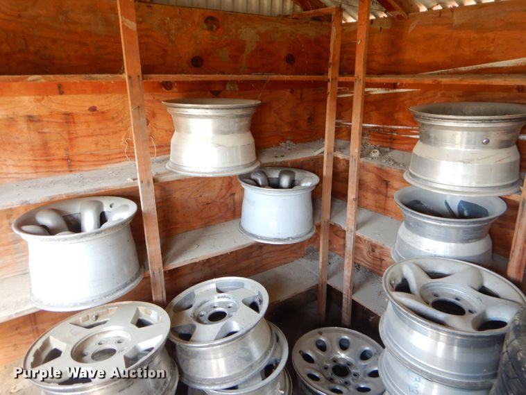 image for item EY9453 Storage building