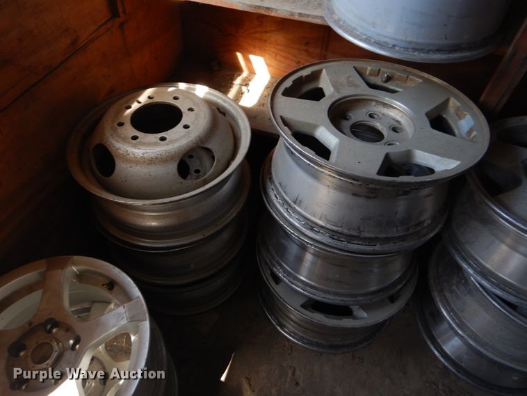 image for item EY9453 Storage building