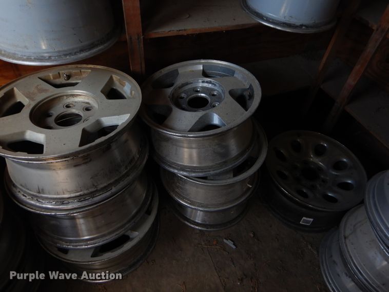 image for item EY9453 Storage building