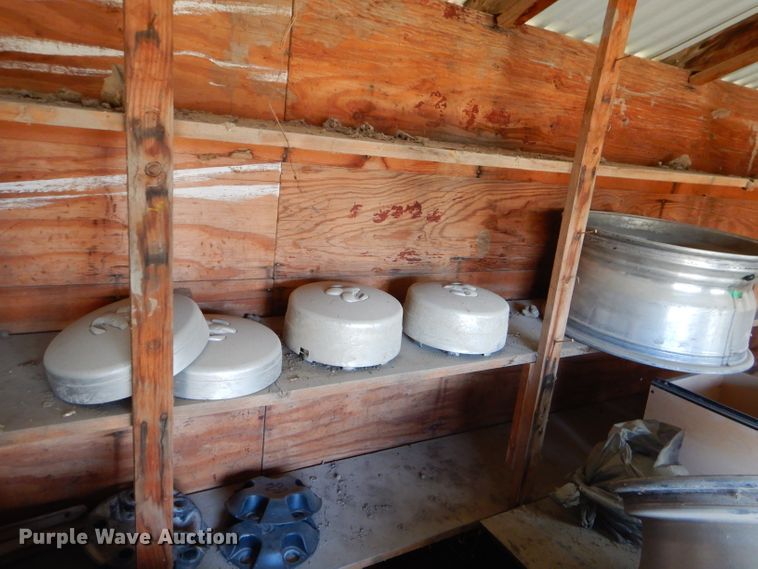 image for item EY9453 Storage building