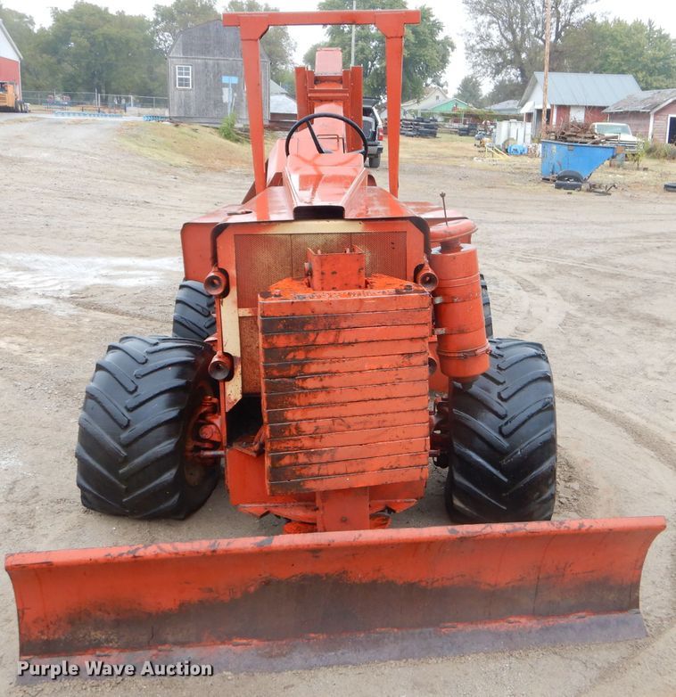 image for item EY9464 1978 Ditch Witch R65 rock saw