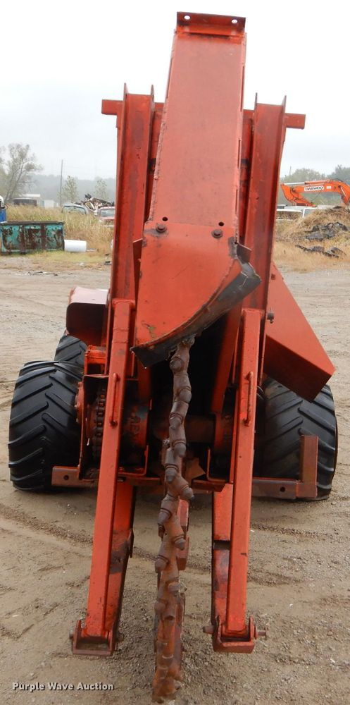 image for item EY9464 1978 Ditch Witch R65 rock saw