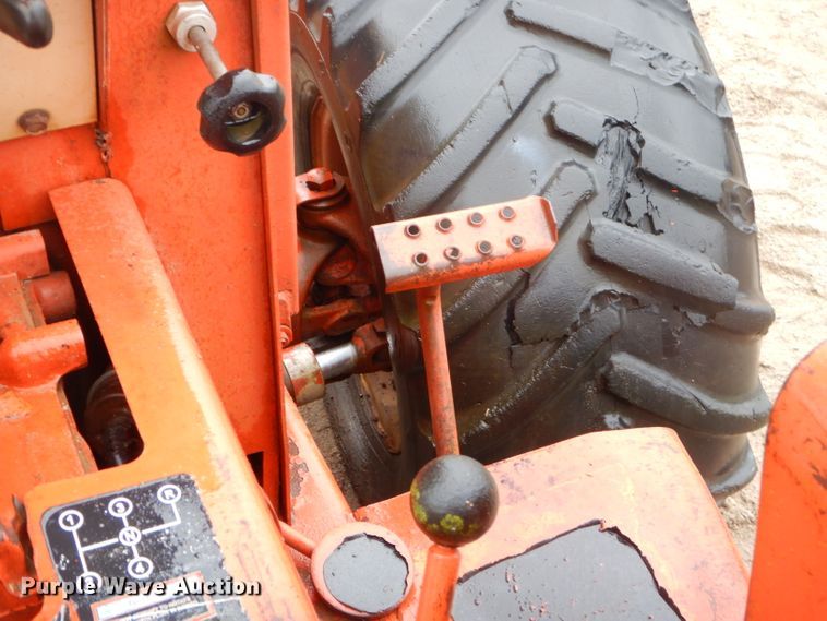 image for item EY9464 1978 Ditch Witch R65 rock saw