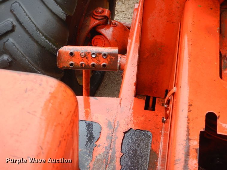 image for item EY9464 1978 Ditch Witch R65 rock saw