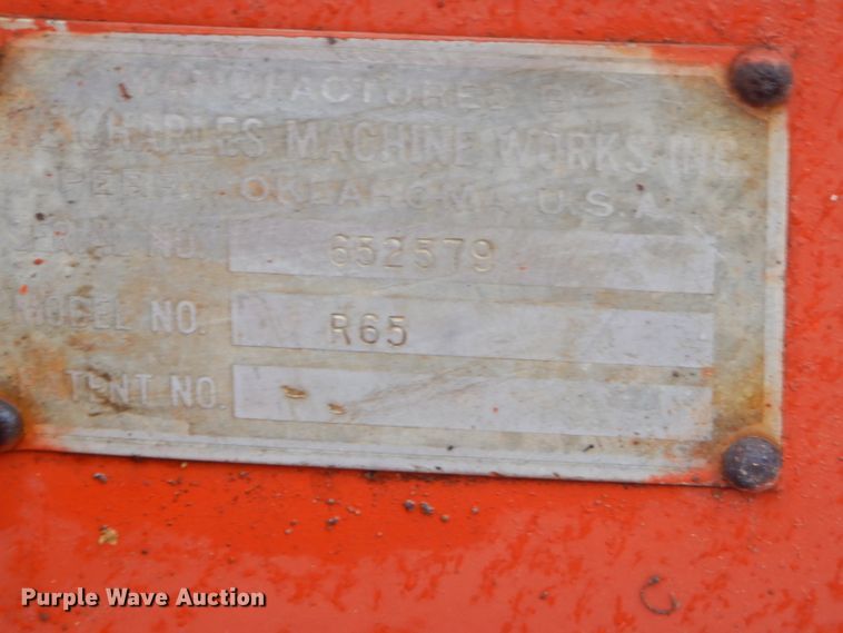 image for item EY9464 1978 Ditch Witch R65 rock saw