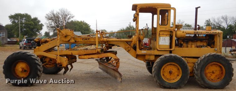 image for item EY9465 Caterpillar 8 rigid frame motor grader