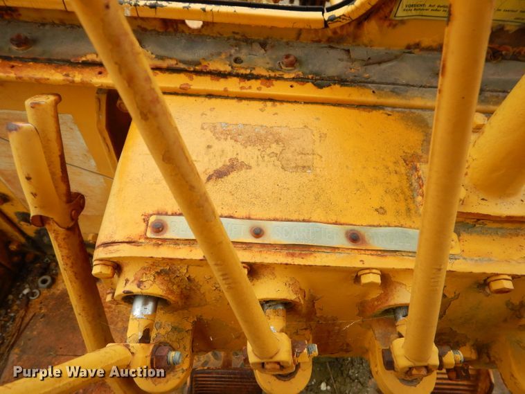 image for item EY9465 Caterpillar 8 rigid frame motor grader