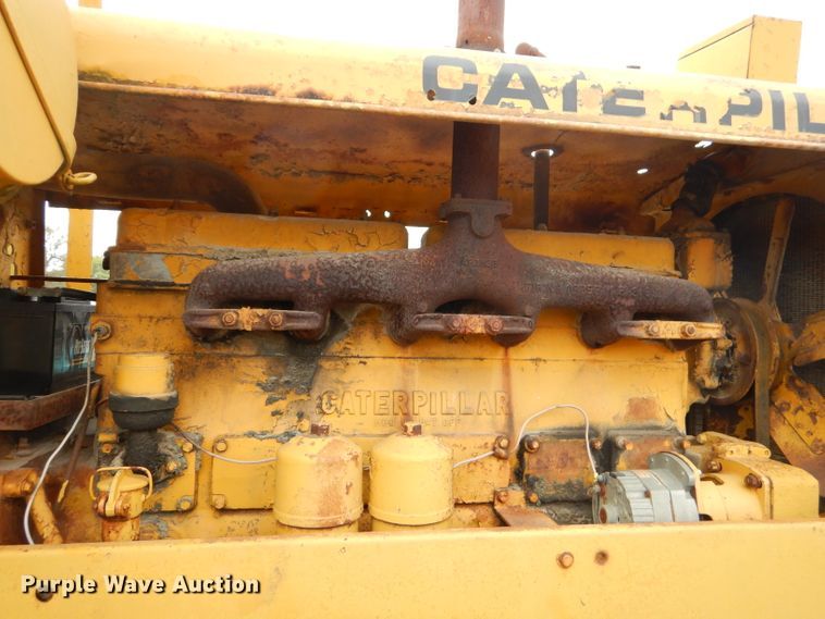 image for item EY9465 Caterpillar 8 rigid frame motor grader