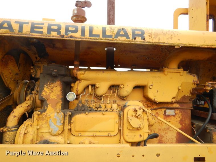 image for item EY9465 Caterpillar 8 rigid frame motor grader