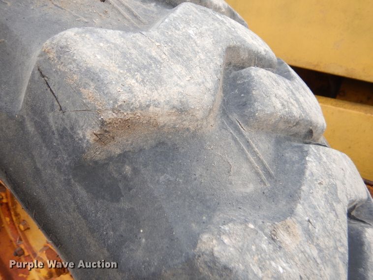 image for item EY9465 Caterpillar 8 rigid frame motor grader