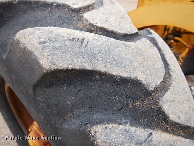 image for item EY9465 Caterpillar 8 rigid frame motor grader