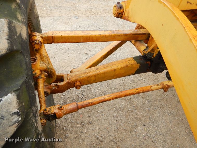 image for item EY9465 Caterpillar 8 rigid frame motor grader