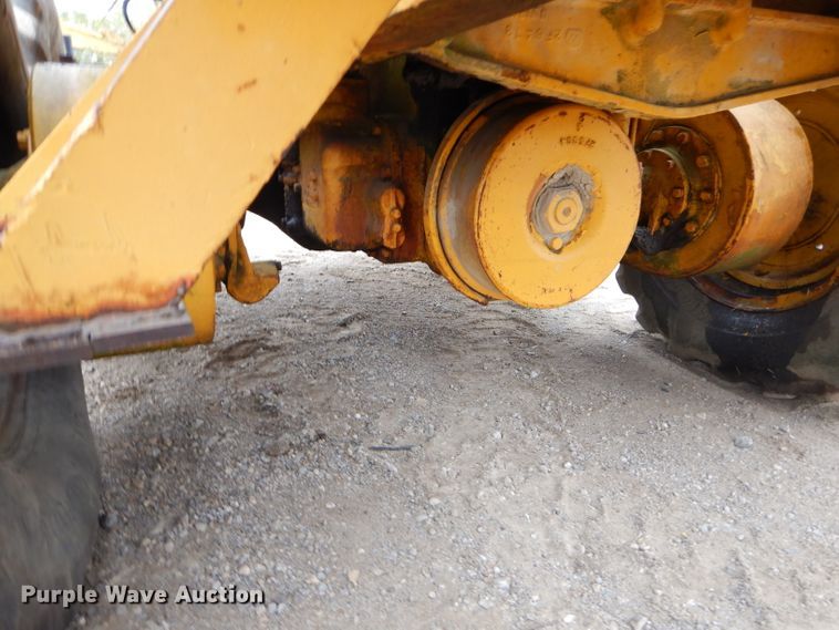 image for item EY9465 Caterpillar 8 rigid frame motor grader