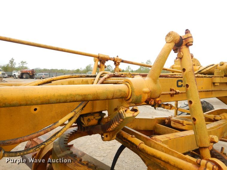 image for item EY9465 Caterpillar 8 rigid frame motor grader