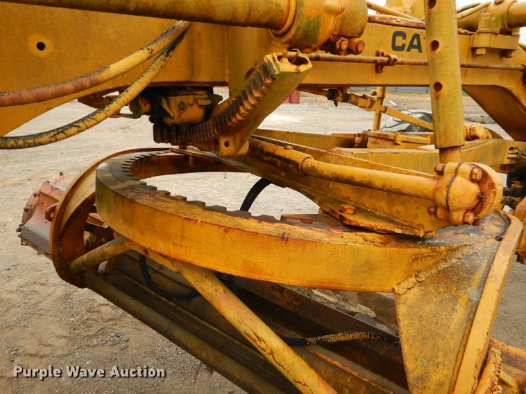 image for item EY9465 Caterpillar 8 rigid frame motor grader