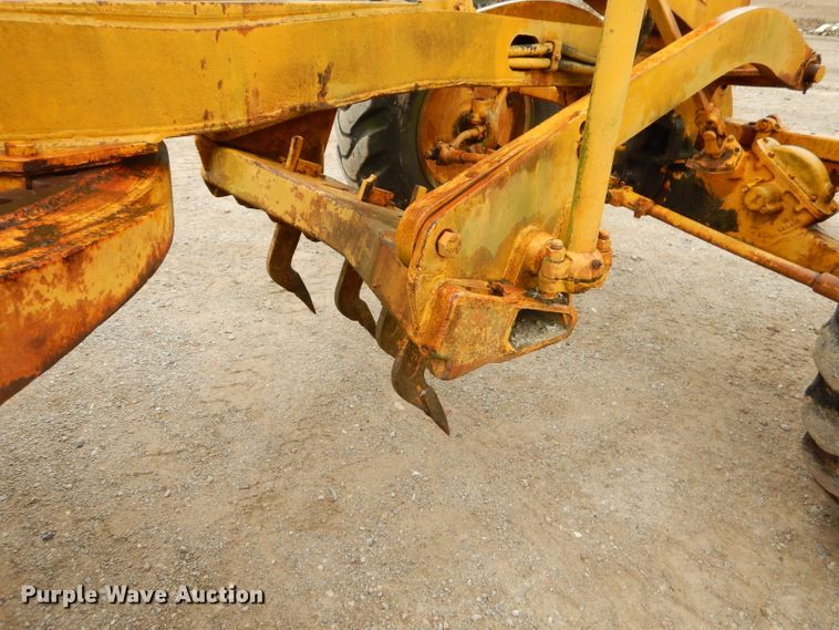 image for item EY9465 Caterpillar 8 rigid frame motor grader