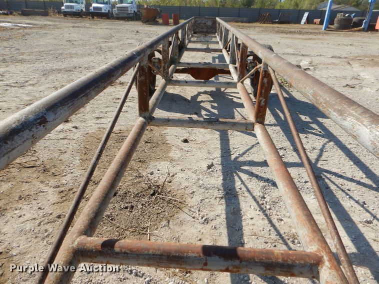 image for item EY9468 Shop built pipe trailer