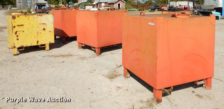 image for item EY9471 (4) steel oil containment tanks