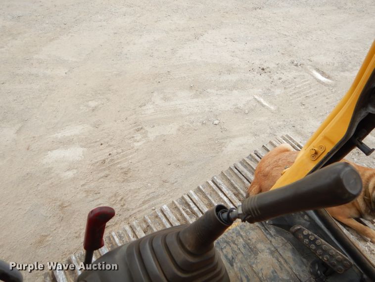 image for item EY9474 1997 John Deere 790E LC excavator