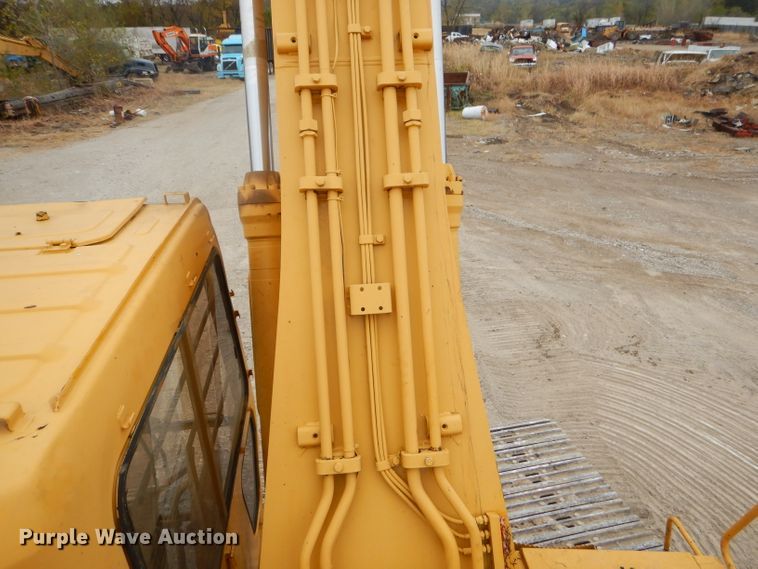 image for item EY9474 1997 John Deere 790E LC excavator