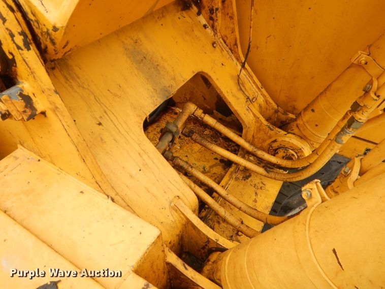 image for item EY9474 1997 John Deere 790E LC excavator