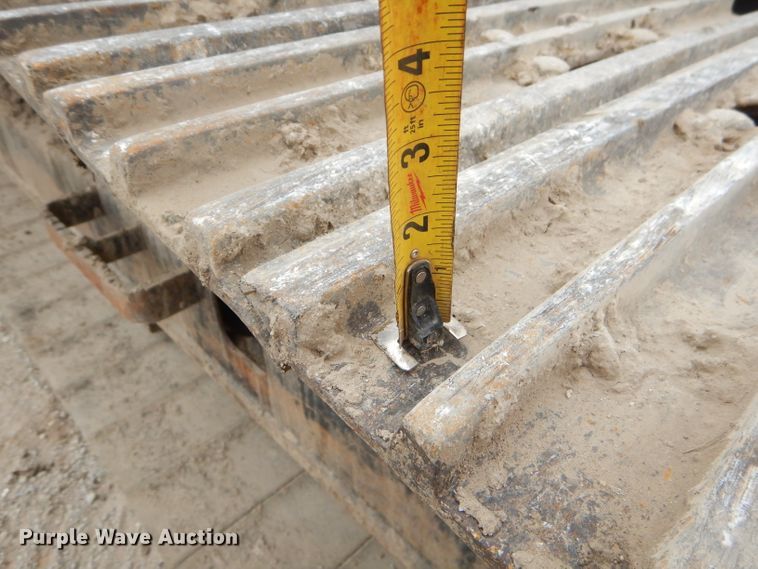 image for item EY9474 1997 John Deere 790E LC excavator