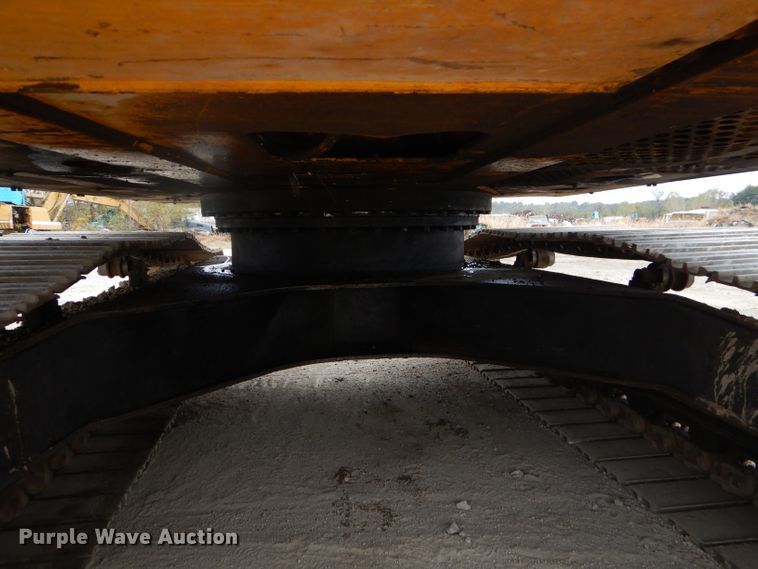 image for item EY9474 1997 John Deere 790E LC excavator