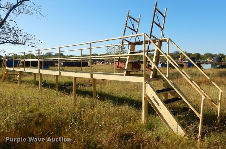 image for item EY9480 Catwalk