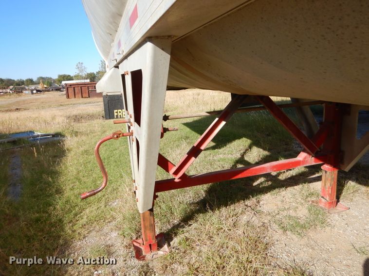 image for item EY9482 2005 Alumatech high side scrap trailer