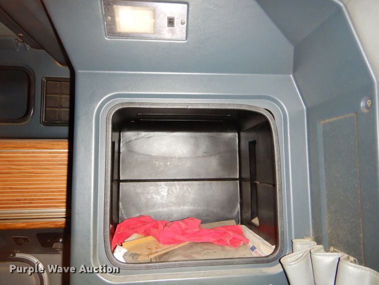 image for item EY9489 1994 Peterbilt 378 semi truck