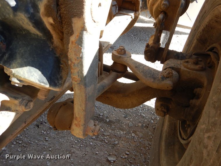 image for item EY9489 1994 Peterbilt 378 semi truck