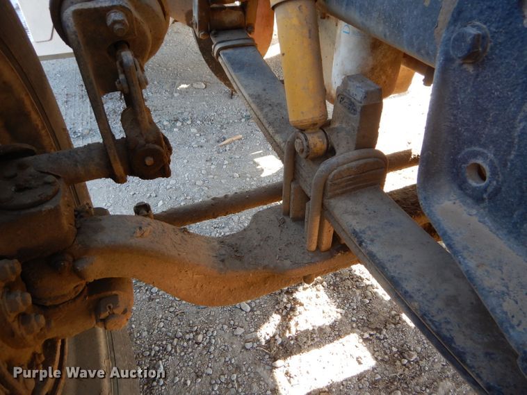 image for item EY9489 1994 Peterbilt 378 semi truck