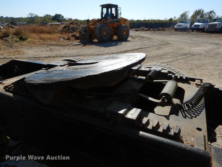 image for item EY9489 1994 Peterbilt 378 semi truck