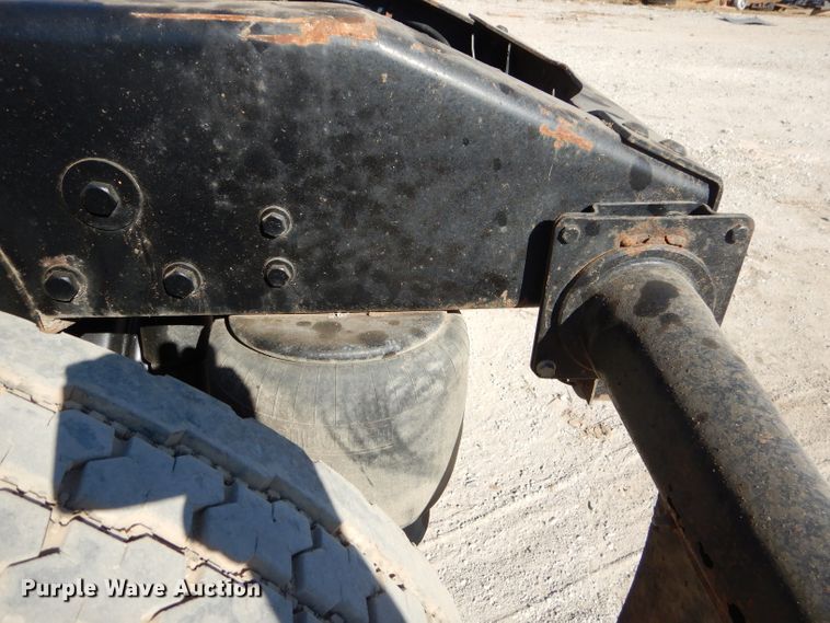 image for item EY9489 1994 Peterbilt 378 semi truck