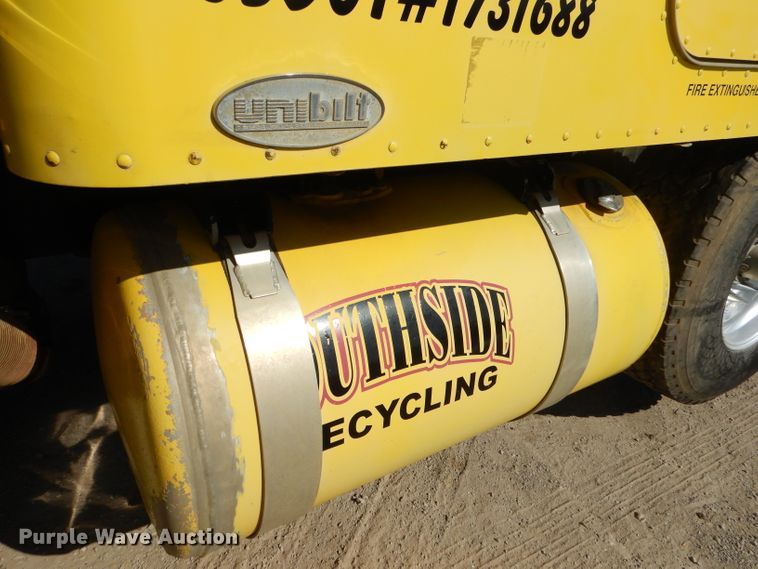 image for item EY9489 1994 Peterbilt 378 semi truck